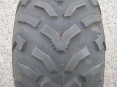 25x10 R12 Dunlop KT405 C AT, použitý pár