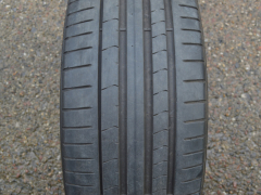 245/40/20 99Y XL Pirelli PZero (PZ4) Luxury * RFT, použitý letní pár